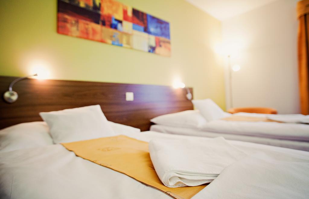 Hotel Active Prachatice Exterior photo