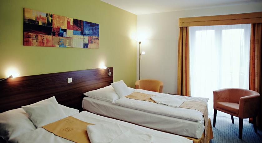 Hotel Active Prachatice Exterior photo